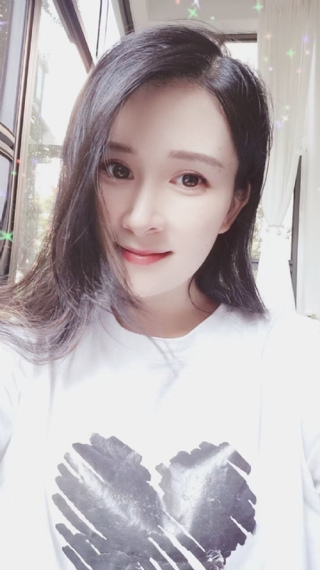 晨曦的第二张照片--驻马店相亲服务中心