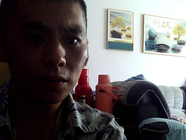 为爱而奋斗的第一张照片--驻马店相亲服务中心