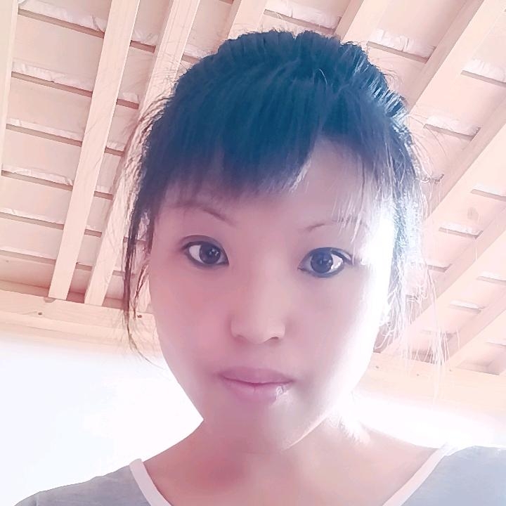 Lily的第一张照片--驻马店相亲服务中心