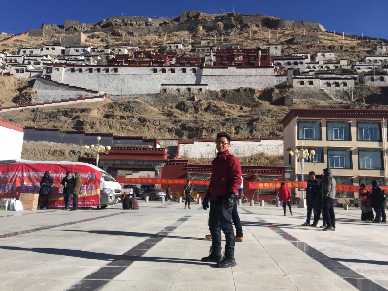 转身的第七张照片--驻马店相亲服务中心