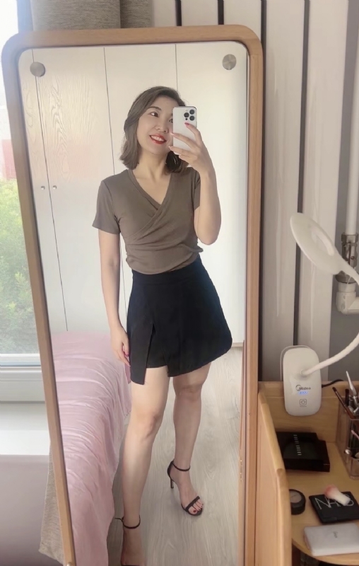 丽波的第二张照片--驻马店相亲服务中心