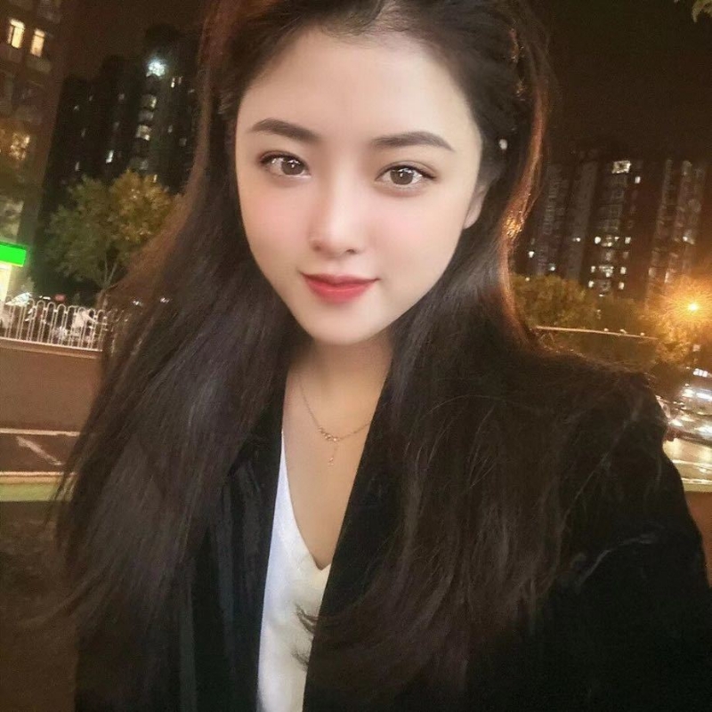 爱笑的女孩的第三张照片--驻马店相亲服务中心