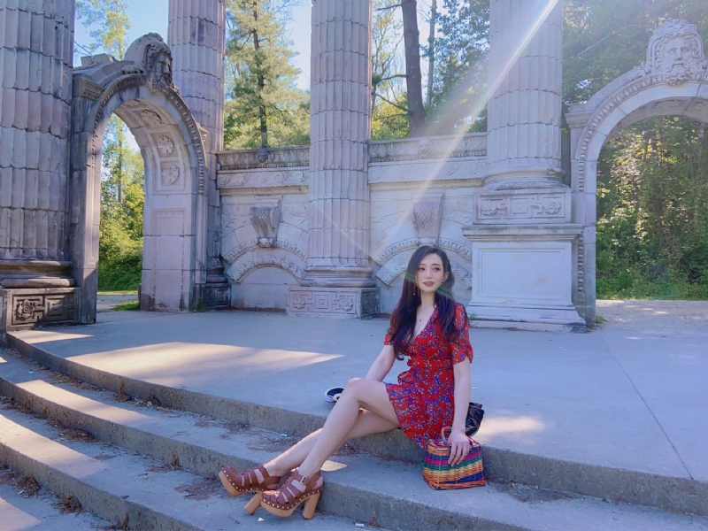 瑜瑜的第一张照片--驻马店相亲服务中心