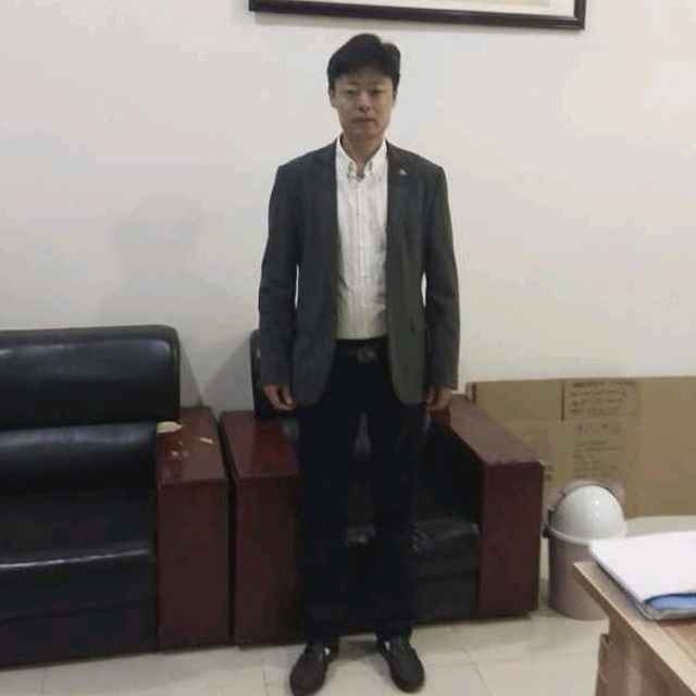 蓝天白云的第一张照片--驻马店相亲服务中心