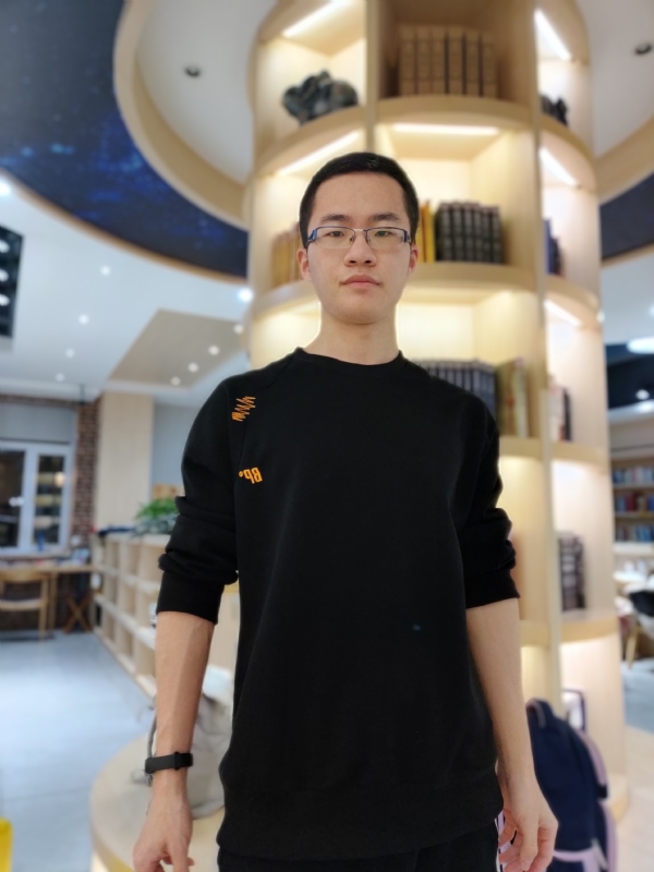 轩墨的第一张照片--驻马店相亲服务中心