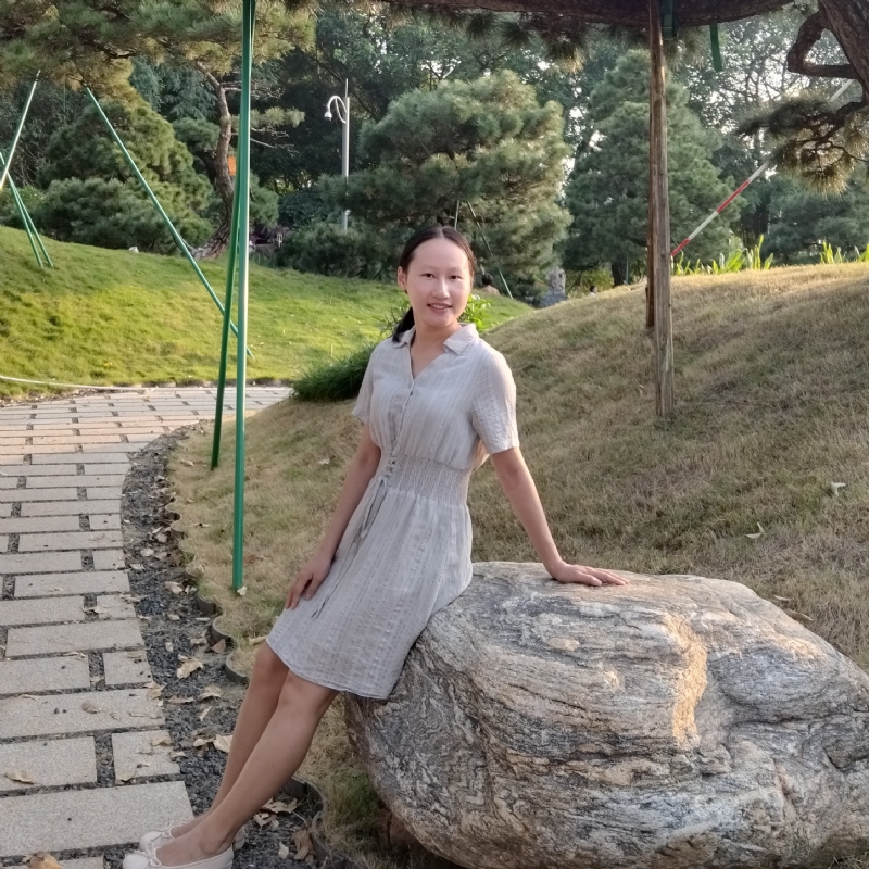 欣欣向荣的第一张照片--驻马店相亲服务中心