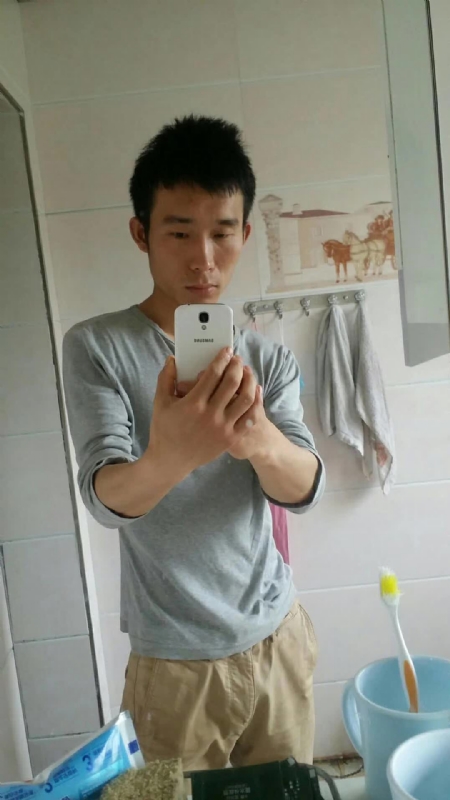 蔚蓝天空的第一张照片--驻马店相亲服务中心