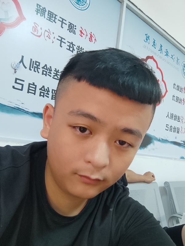 阿景的第一张照片--驻马店相亲服务中心