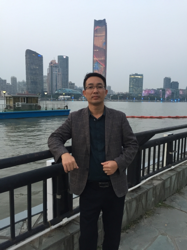 风月无边的第一张照片--驻马店相亲服务中心