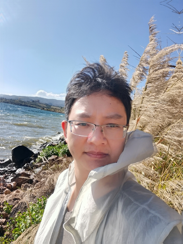 梅安歌的第一张照片--驻马店相亲服务中心