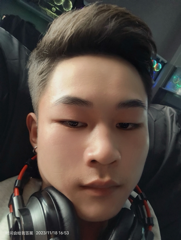 烦烦的小林的第一张照片--驻马店相亲服务中心