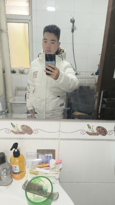 小李的第一张照片--驻马店相亲服务中心