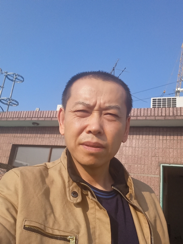 红尘逐浪的第一张照片--驻马店相亲服务中心