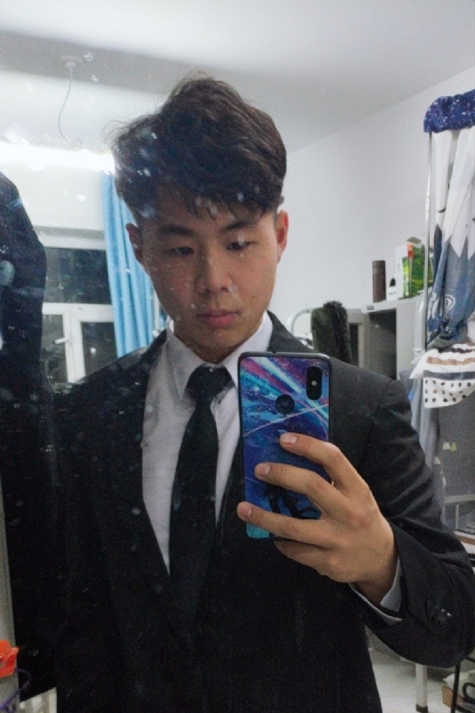 景湛的第一张照片--驻马店相亲服务中心