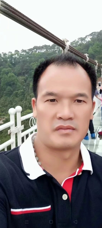 劲郎的第一张照片--驻马店相亲服务中心