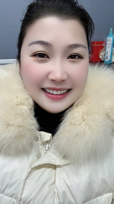 朝霞暮歌的第一张照片--驻马店相亲服务中心