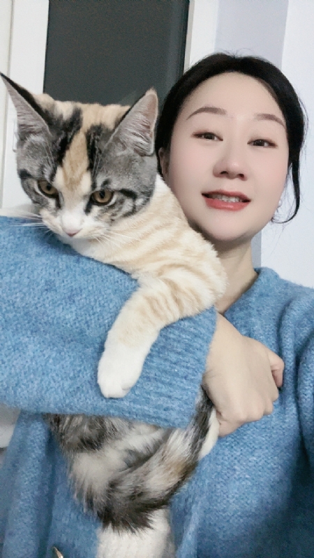 旺旺雪饼的第一张照片--驻马店相亲服务中心