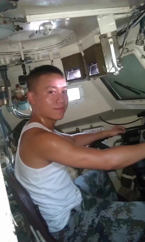 哥哥的第一张照片--驻马店相亲服务中心