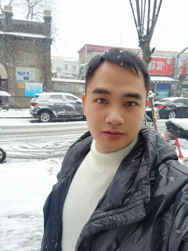 寻找合适伴侣的第一张照片--驻马店相亲服务中心