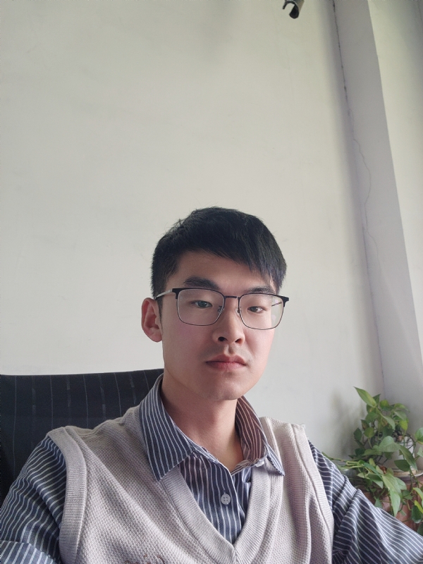 琉璃的第一张照片--驻马店相亲服务中心