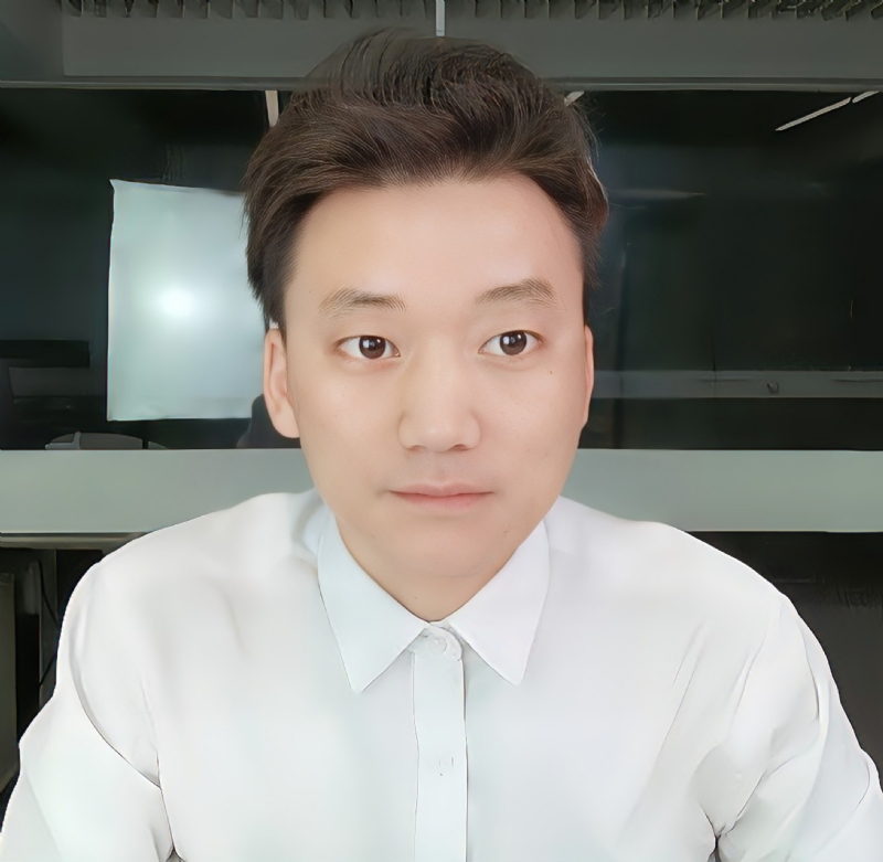 李日的第一张照片--驻马店相亲服务中心