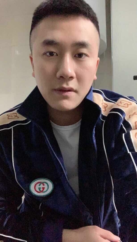 凌毅的第一张照片--驻马店相亲服务中心