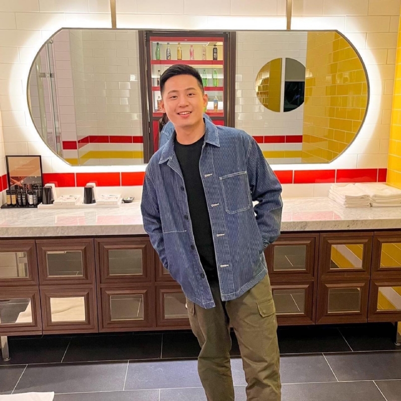 孤獨的男人的第一张照片--驻马店相亲服务中心