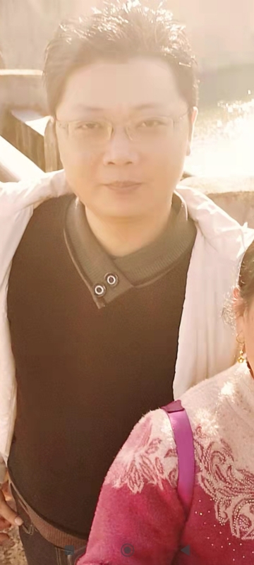 邓生的第二张照片--驻马店相亲服务中心