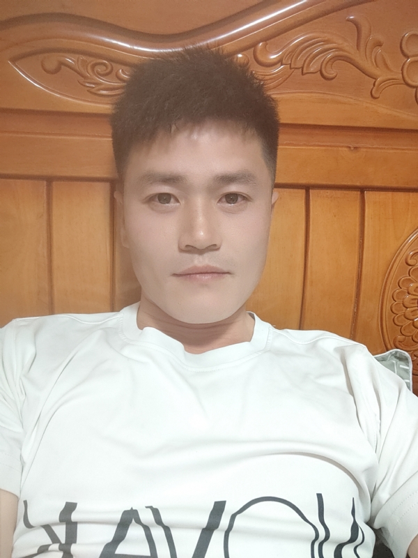 网球罗的第三张照片--驻马店相亲服务中心