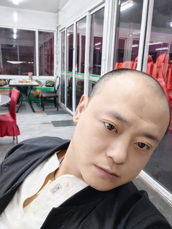 大连相亲的第一张照片--驻马店相亲服务中心