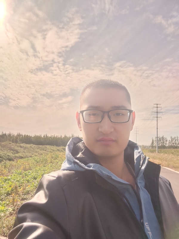 温暖胸膛的第一张照片--驻马店相亲服务中心