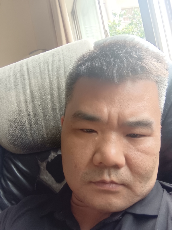 路人的第一张照片--驻马店相亲服务中心