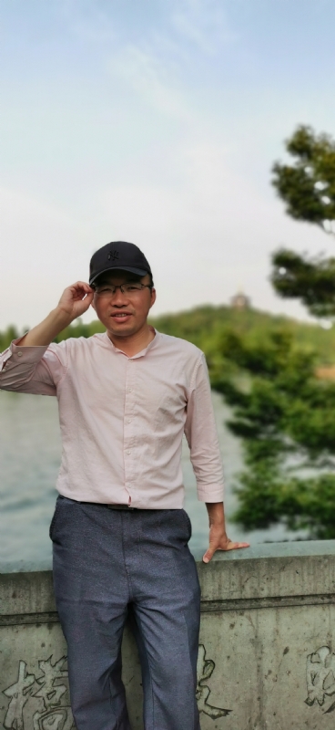 大叔有点忙的第三张照片--驻马店相亲服务中心