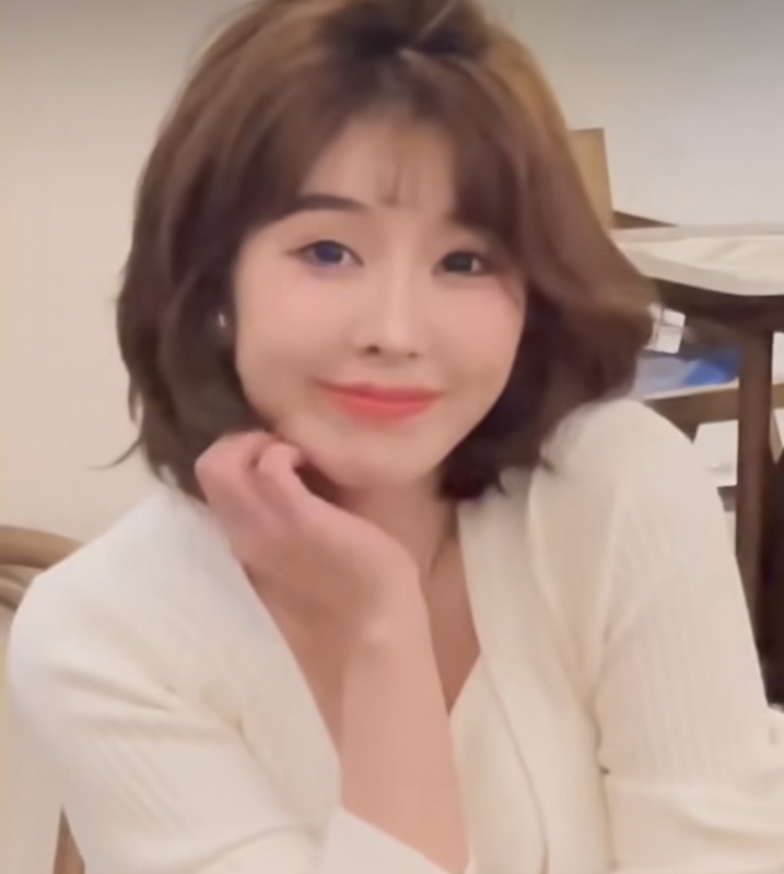 張雨晴的第一张照片--驻马店相亲服务中心