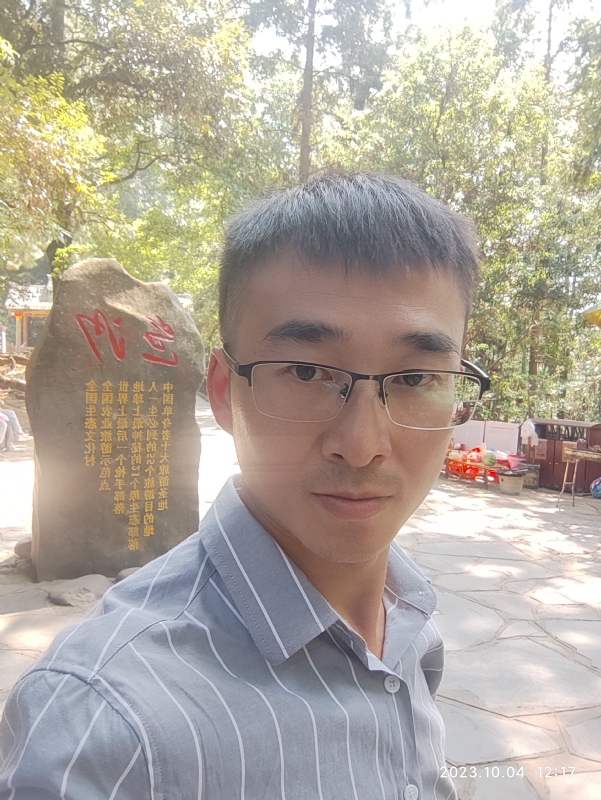 未来可期的第一张照片--驻马店相亲服务中心