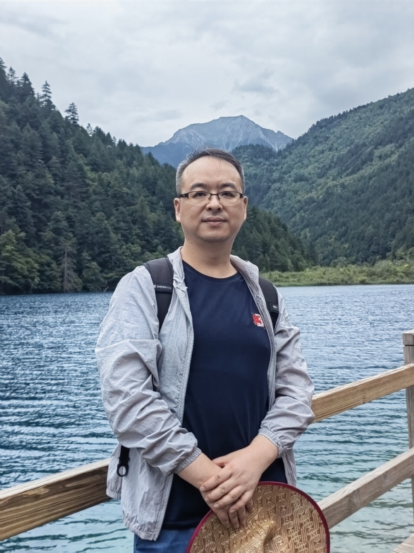 守望者的第二张照片--驻马店相亲服务中心