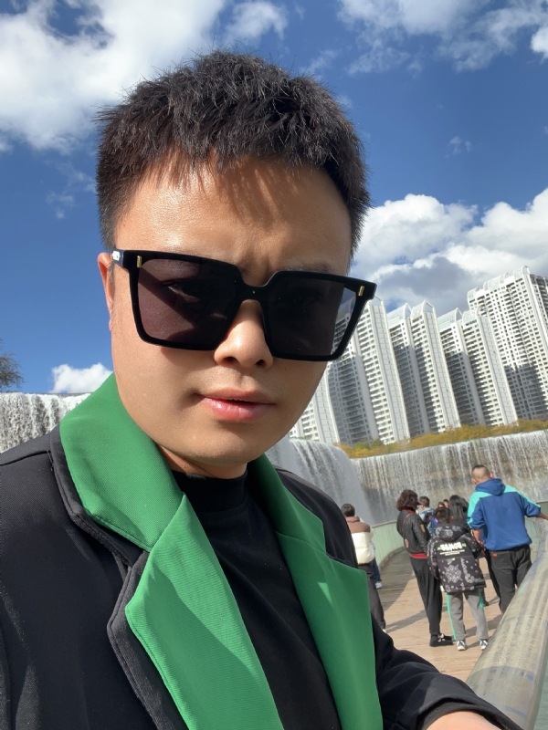 子阳的第一张照片--驻马店相亲服务中心