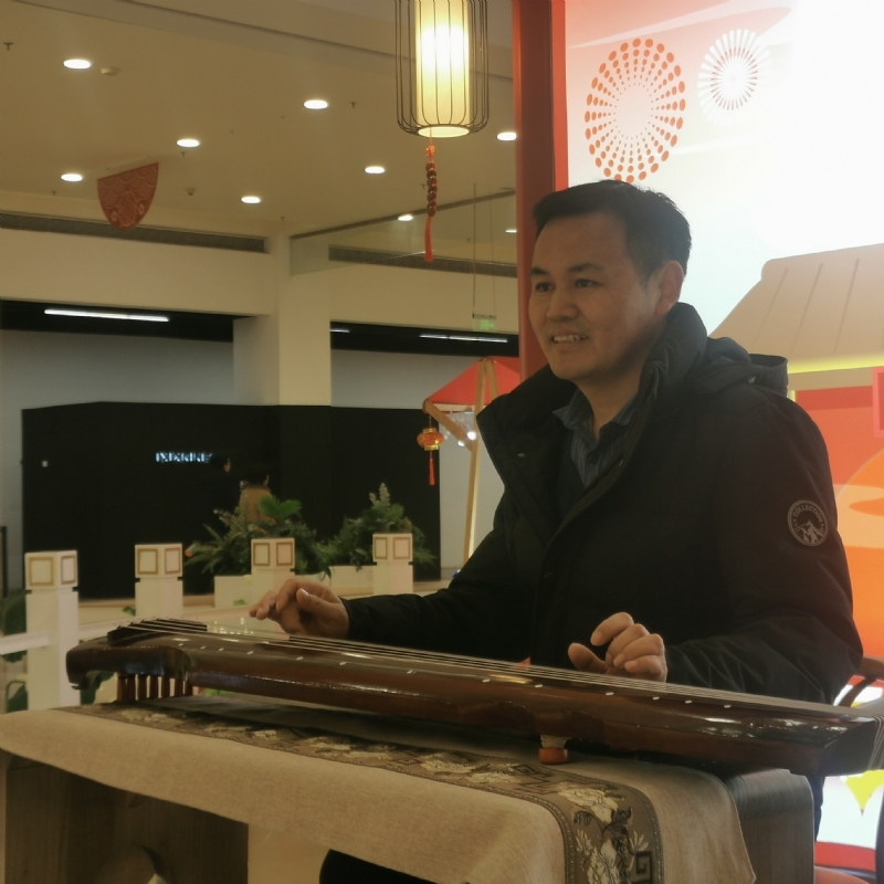 寻觅有缘人的第一张照片--驻马店相亲服务中心