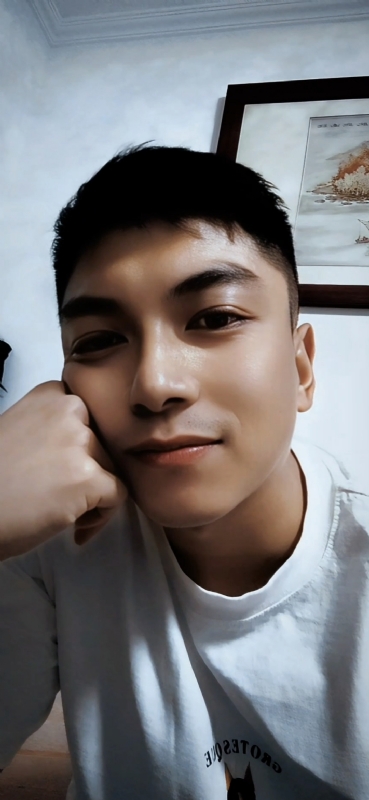 正直的火焰的第二张照片--驻马店相亲服务中心