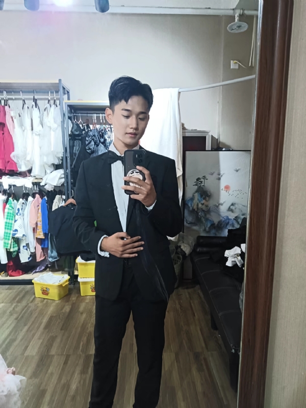 李梓宇的第一张照片--驻马店相亲服务中心