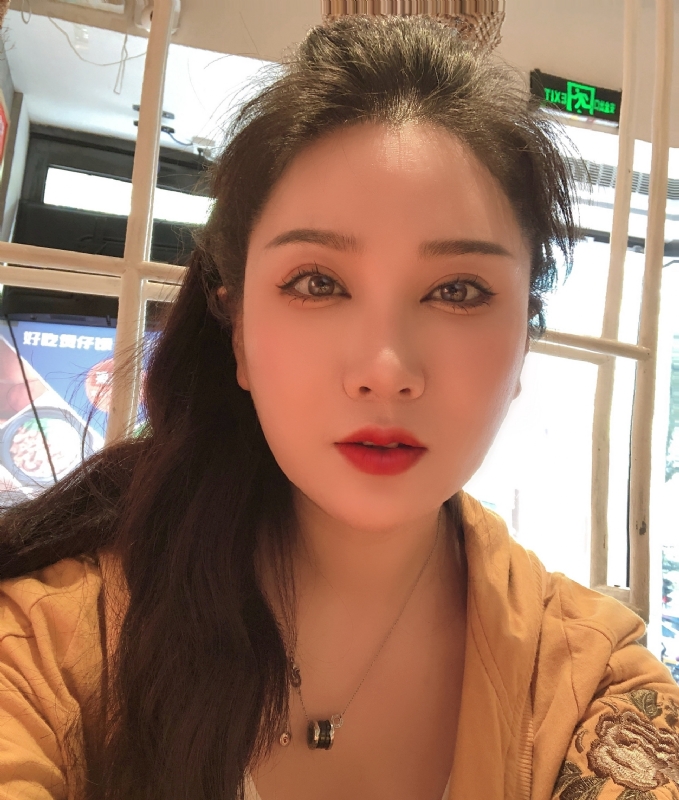 琳达的第二张照片--驻马店相亲服务中心