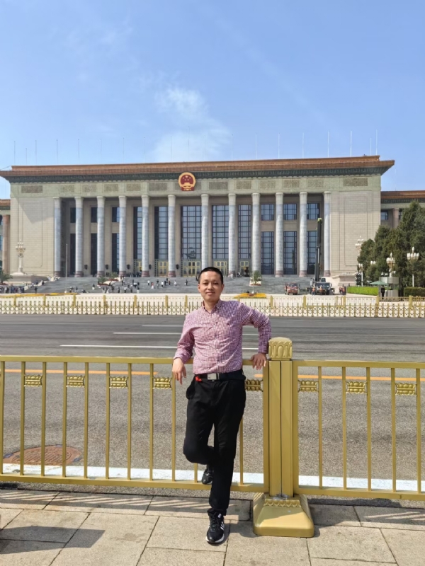 匆匆那年的第三张照片--驻马店相亲服务中心