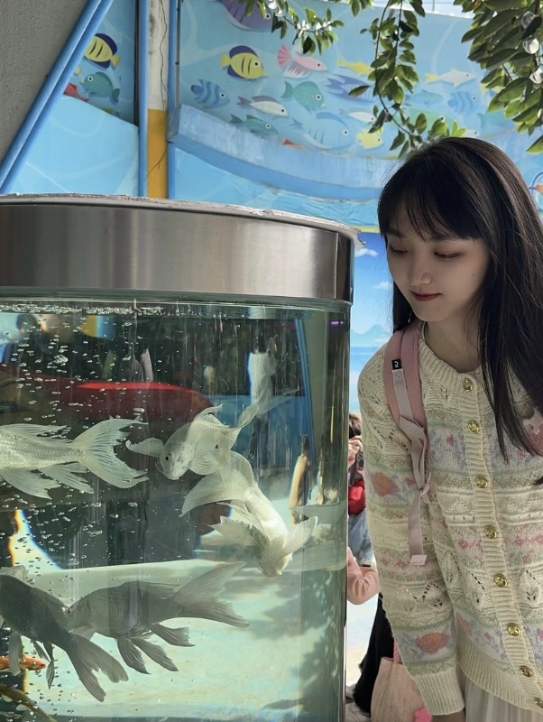 yiyi的第三张照片--驻马店相亲服务中心