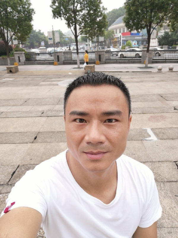 水木年华的第三张照片--驻马店相亲服务中心