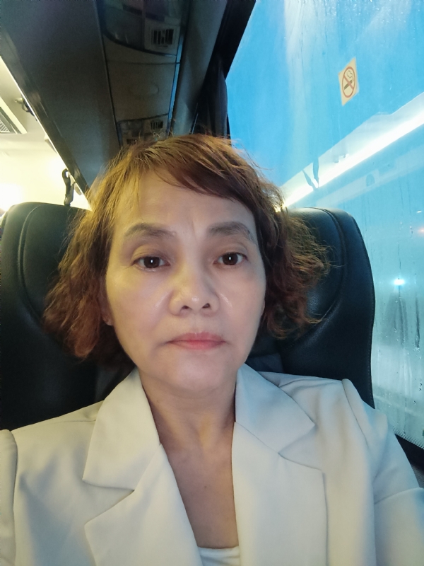 爱连的第一张照片--驻马店相亲服务中心