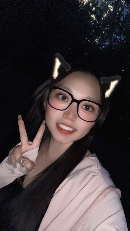 carol的第一张照片--驻马店相亲服务中心