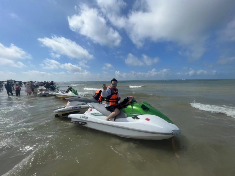 千度D雄的第四张照片--驻马店相亲服务中心