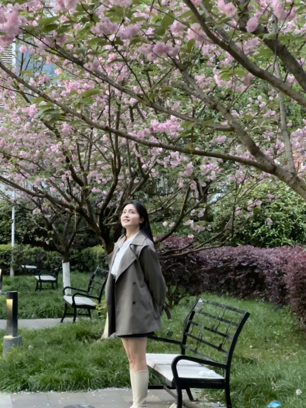 方方方的第二张照片--驻马店相亲服务中心