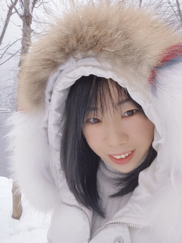 93年女会计的第一张照片--驻马店相亲服务中心