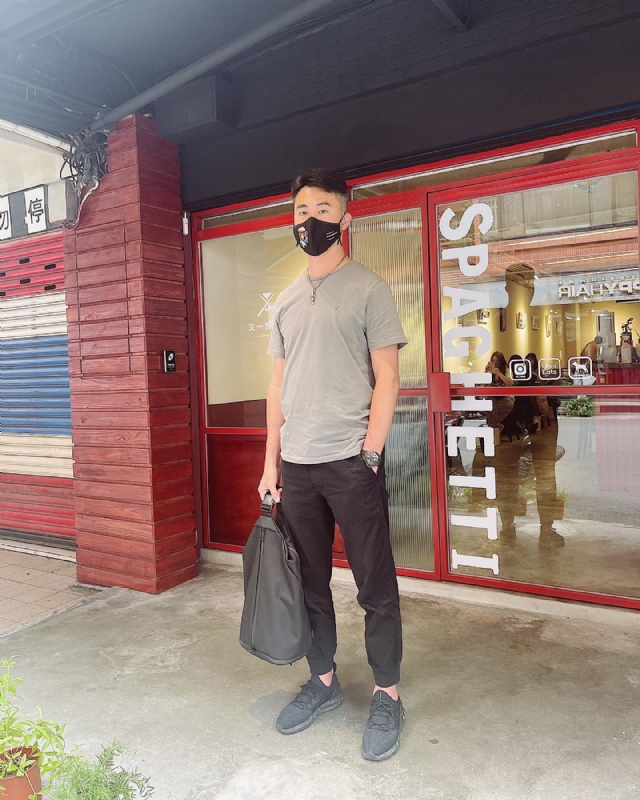 酒商安迪的第一张照片--驻马店相亲服务中心